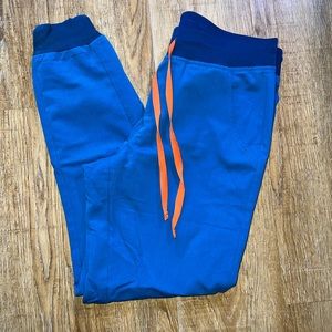 Figs Zamora Alps Blue joggers size small regular